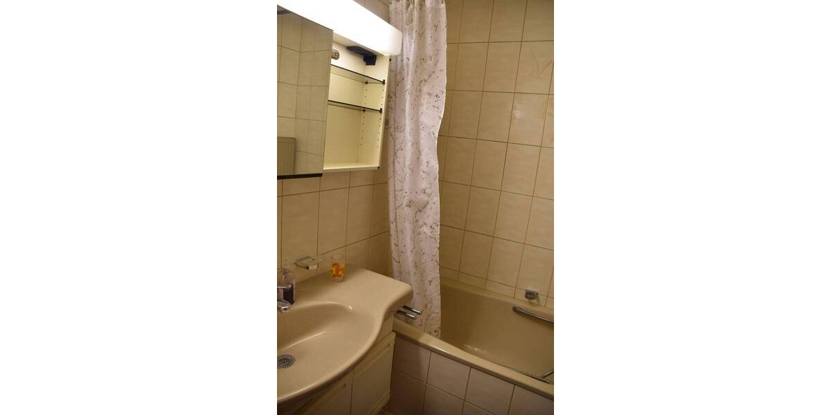 Etagenwohnung Burghausen - 3 Zimmer, 74 m&sup2;, 205.000&euro; | Angebot:26787032