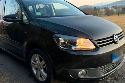 VW Touran 182.549 km 7.300 &euro; Neustadt 01844