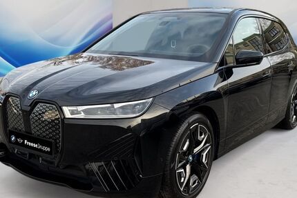 BMW iX 32.378 km 50.990 &euro; Wilhelmshaven 26389