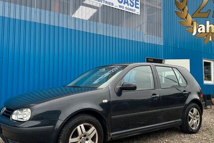 VW Golf 253.290 km 990 € Flensburg 24941