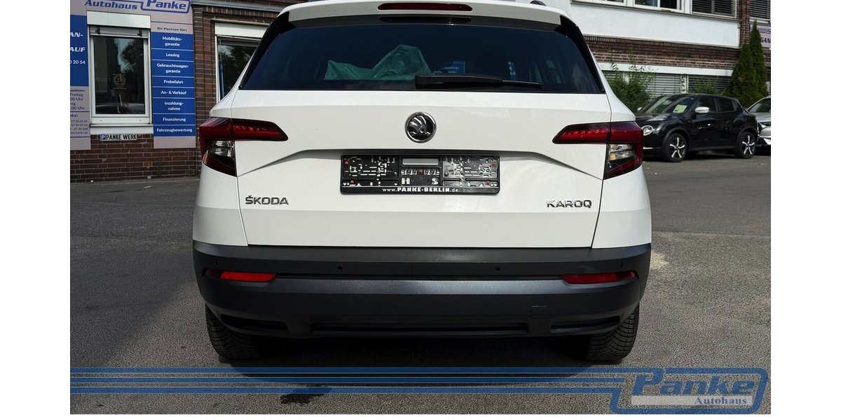 Skoda Karoq Ambition*1-Hand*Automatik*Navi*SHZ*Tempo 60.359 km 17.860 &euro; Berlin 13187