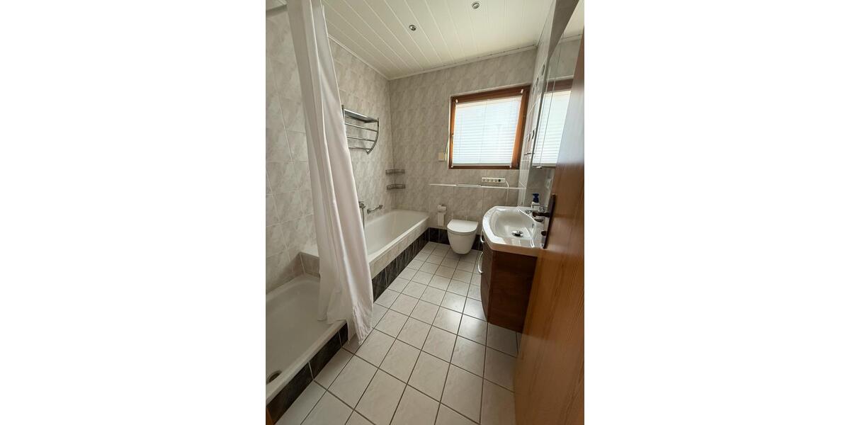 Einfamilienhaus Langenfeld - 5 Zimmer, 105 m&sup2;, 329.000&euro; | Angebot:26890647