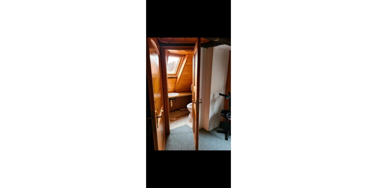 Doppelhaushälfte Rottenburg am Neckar - 6 Zimmer, 170 m&sup2;, 295.000&euro; | Angebot:26021528