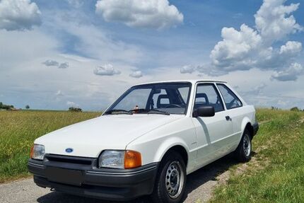 Ford Escort 117.000 km 7.950 &euro; Oberhausen 82386