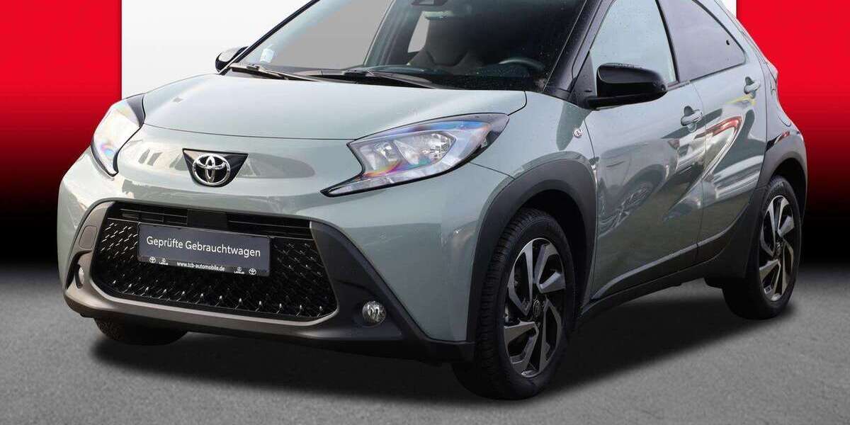 Toyota Aygo 11.772 km 15.988 &euro; Kamen 59174