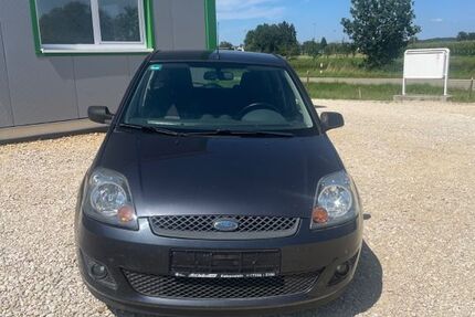 Ford Fiesta 81.600 km 2.500 € Zusamaltheim 86637
