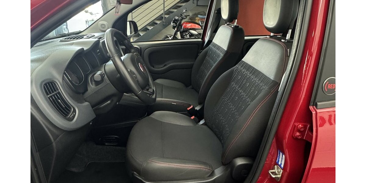 Fiat Panda Cross Red 1.0 Hybrid 1.Hand Neuwertig! 38.820 km 11.740 &euro; Lich 35423