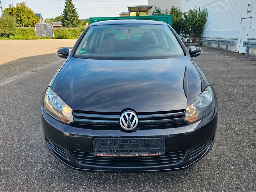 VW Golf 135.000 km 5.700 € emmendingen 79312