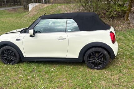 Mini Cooper Cabrio 65.500 km 17.100 &euro; Creussen 95473