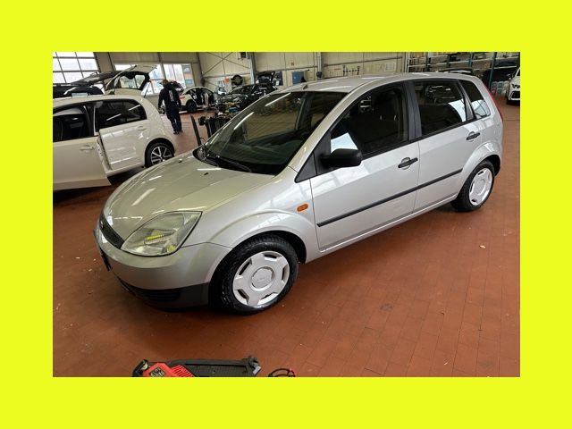 Ford Fiesta 87.326 km 3.699 &euro; Chemnitz 09111