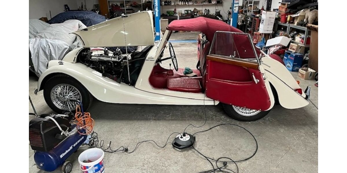 Morgan Plus 4 Landaulet 3 Pos.Verdeck Drophead Coupé 78.000 km 49.999 &euro; Hamburg 22339