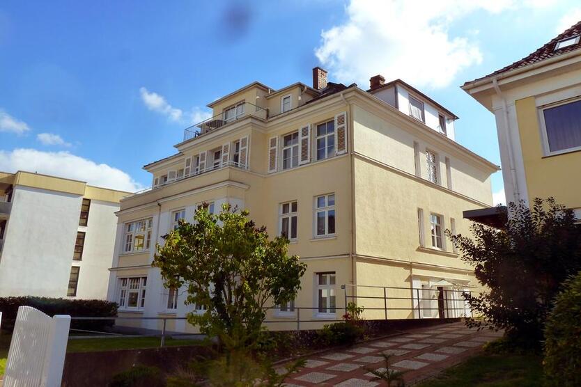 Wohnen in historischer Stadtvilla am Kurpark! zimmer