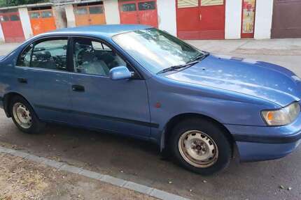 Toyota Carina 258.000 km 1.450 &euro; Burscheid, Stadt 51399