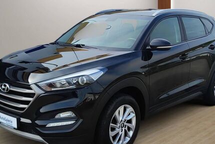 Hyundai TUCSON 61.300 km 14.990 &euro; Bremerhaven 27568