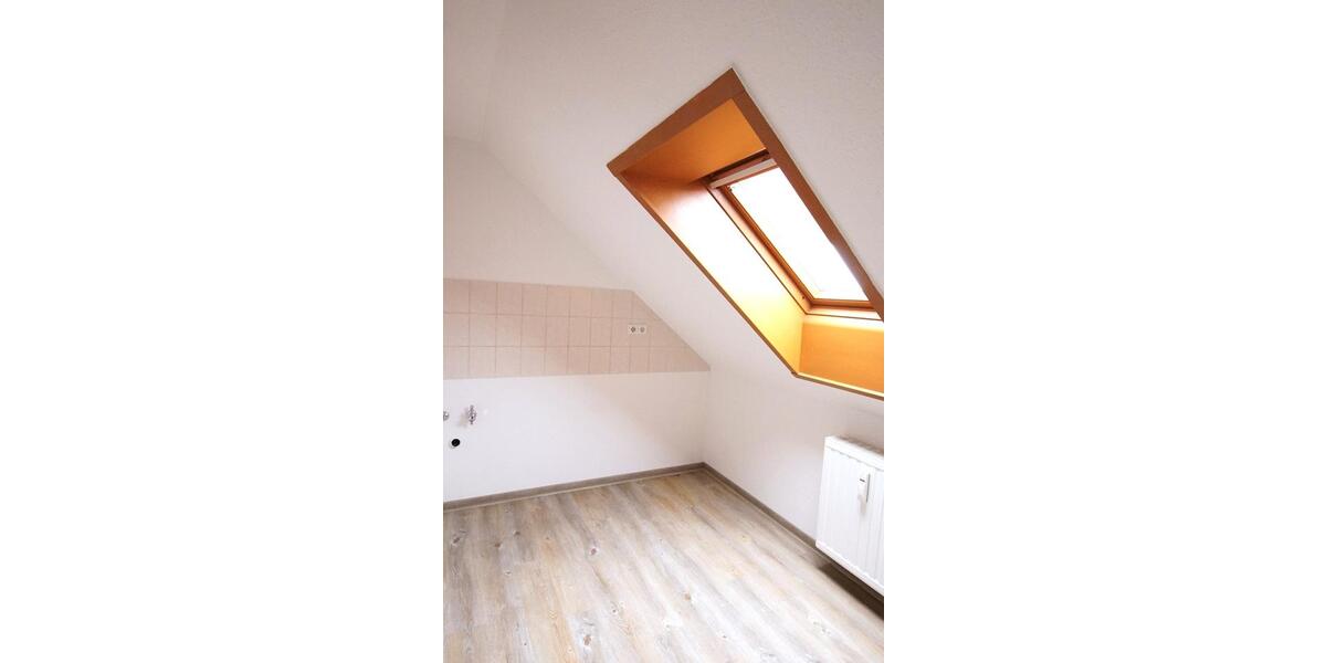Etagenwohnung Pößneck - 2 Zimmer, 43 m&sup2;, 280&euro; | Angebot:26297192