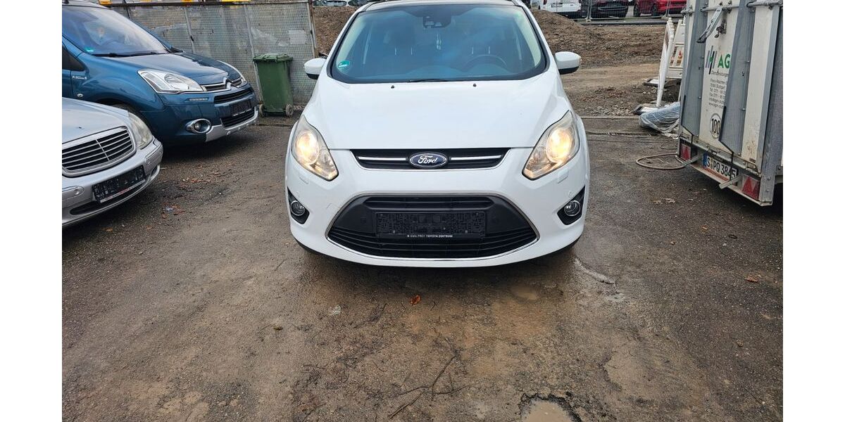 Ford C-Max 124.816 km 4.999 &euro; Stuttgart 70376
