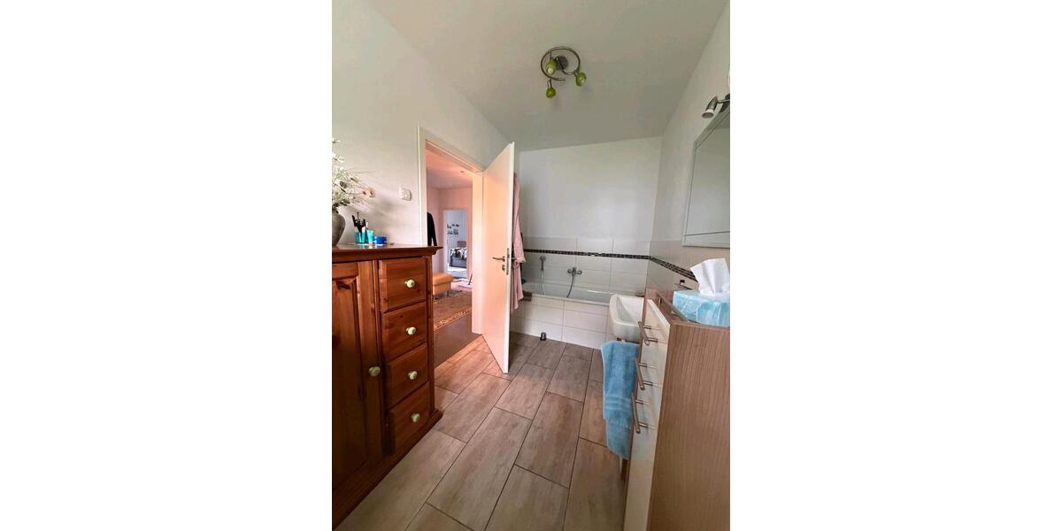 Bungalow Steinhagen - 4 Zimmer, 115 m&sup2;, 379.000&euro; | Angebot:25429278