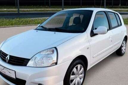 Renault Clio 48.570 km 4.350 &euro; Vilshofen an der Donau 94474