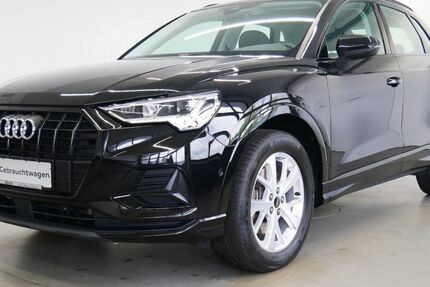 Audi Q3 144.460 km 23.700 &euro; Passau 94036