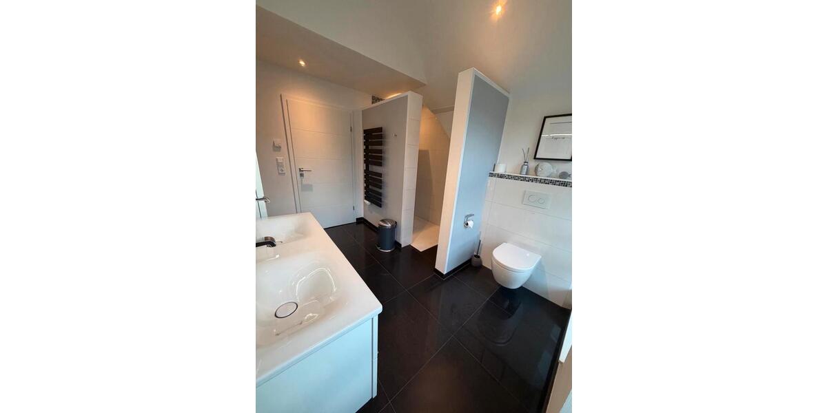 Einfamilienhaus Harrislee - 8 Zimmer, 204 m&sup2;, 899.000&euro; | Angebot:27146919