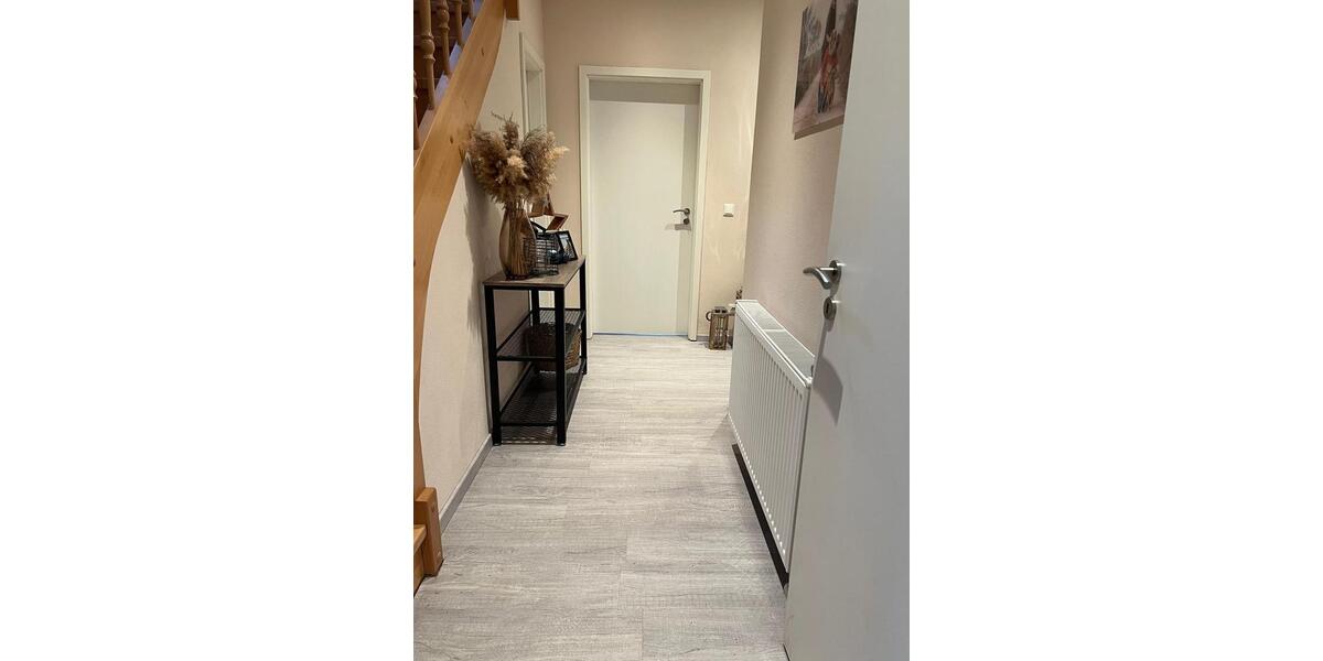 Einfamilienhaus Lauchhammer - 7 Zimmer, 164 m&sup2;, 285.000&euro; | Angebot:26373391