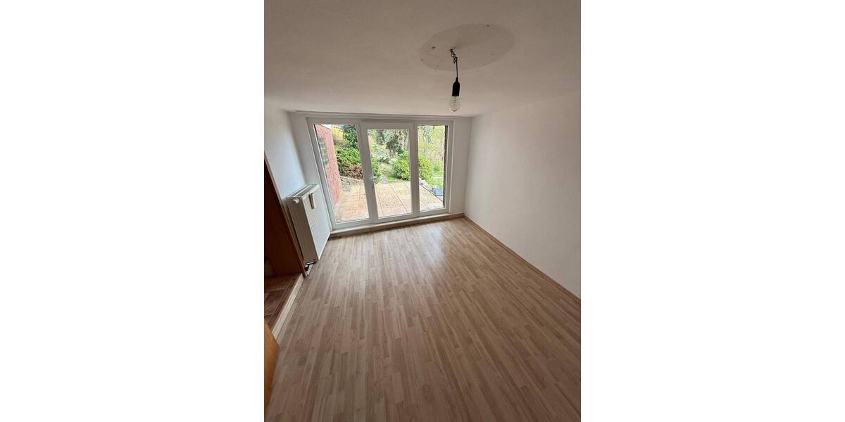 Idyllisch gelegener Bungalow mit Balkon und Terrasse 4 zimmer