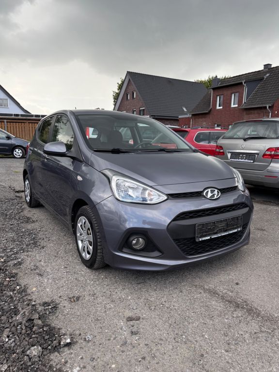 i10