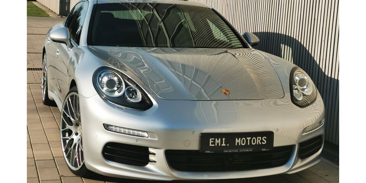 Porsche Panamera 109.876 km 29.999 &euro; Offenburg- Zunsweier 77656