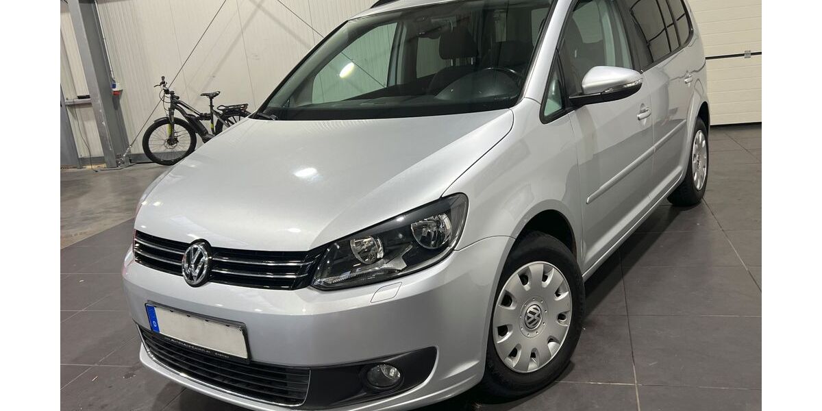 VW Touran 141.000 km 6.495 &euro; Bretten 75015
