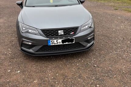 Seat Leon 102.008 km 19.500 &euro; Schwalbach 66773