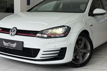 VW Golf 141.199 km 14.975 &euro; Sinzig 53489