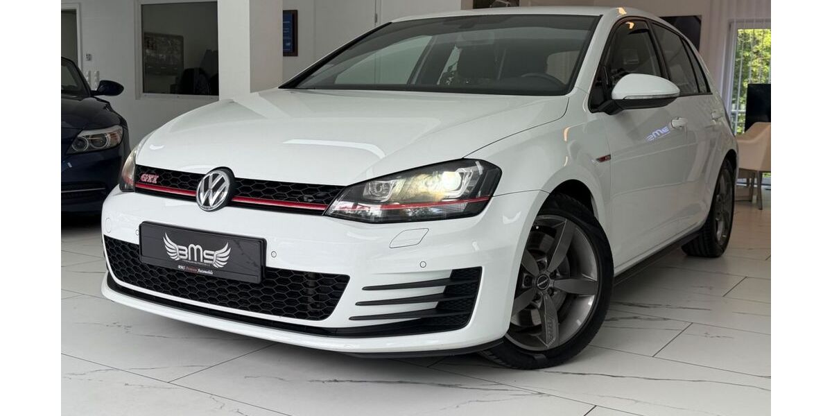 VW Golf 141.199 km 14.975 &euro; Sinzig 53489