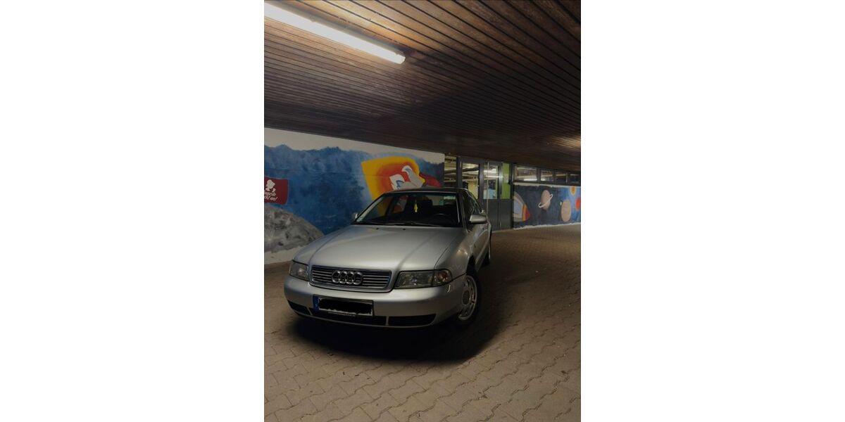 Audi A4 160.000 km 2.600 &euro; Obrigheim 74847