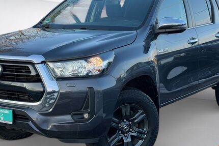 Toyota Hilux 116.543 km 33.990 &euro; München 81825