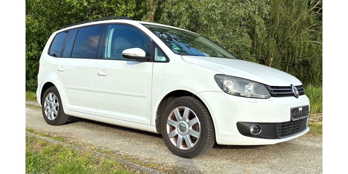 VW Touran 191.000 km 8.990 &euro; Bremen 28197