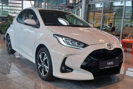 Toyota Yaris 3.750 km 25.480 &euro; Steinheim 32839