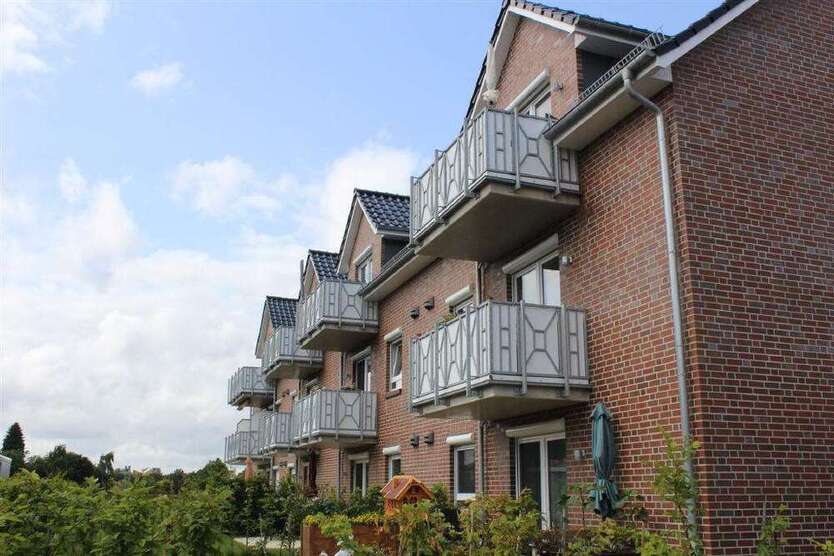 Wohnung zum Mieten in Schortens 807,53 € 70.22 m²