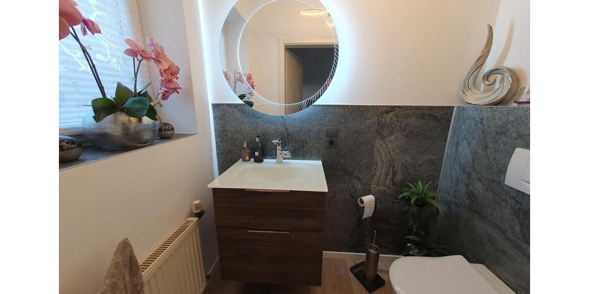 Einfamilienhaus Hude (Oldenburg) - 7 Zimmer, 243 m&sup2;, 559.000&euro; | Angebot:26944689