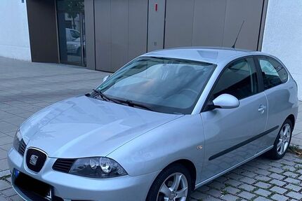 Seat Ibiza 110.000 km 3.200 &euro; München 81829