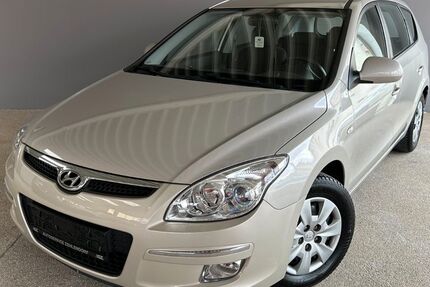 Hyundai i30 64.159 km 6.499 &euro; Berlin 14165