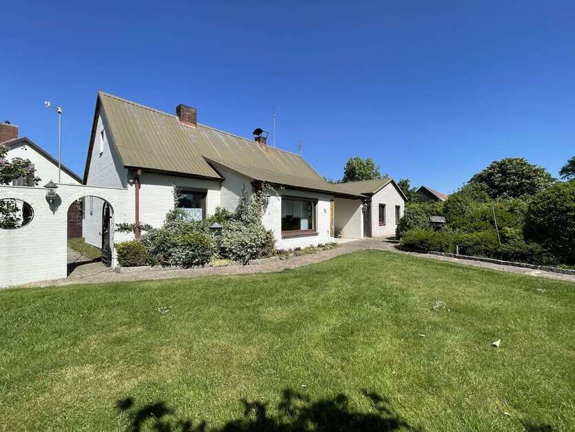 Haus zum Kaufen in Gnarrenburg 230.000 € 150 m²