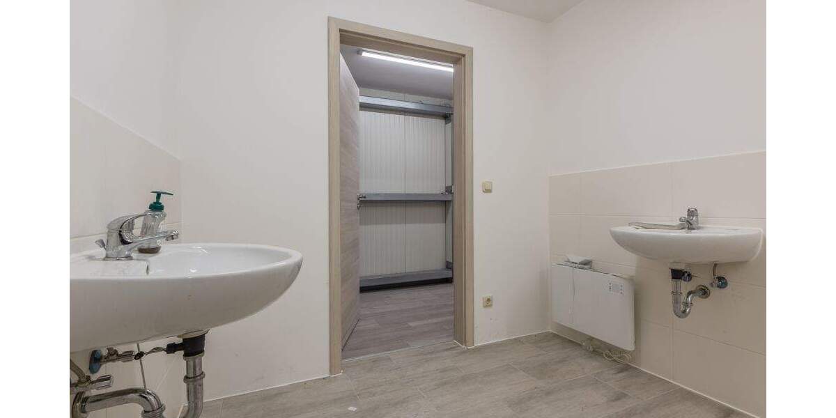 Gewerbeobjekt Pocking Rottau - 6.500&euro; | Angebot:23982435