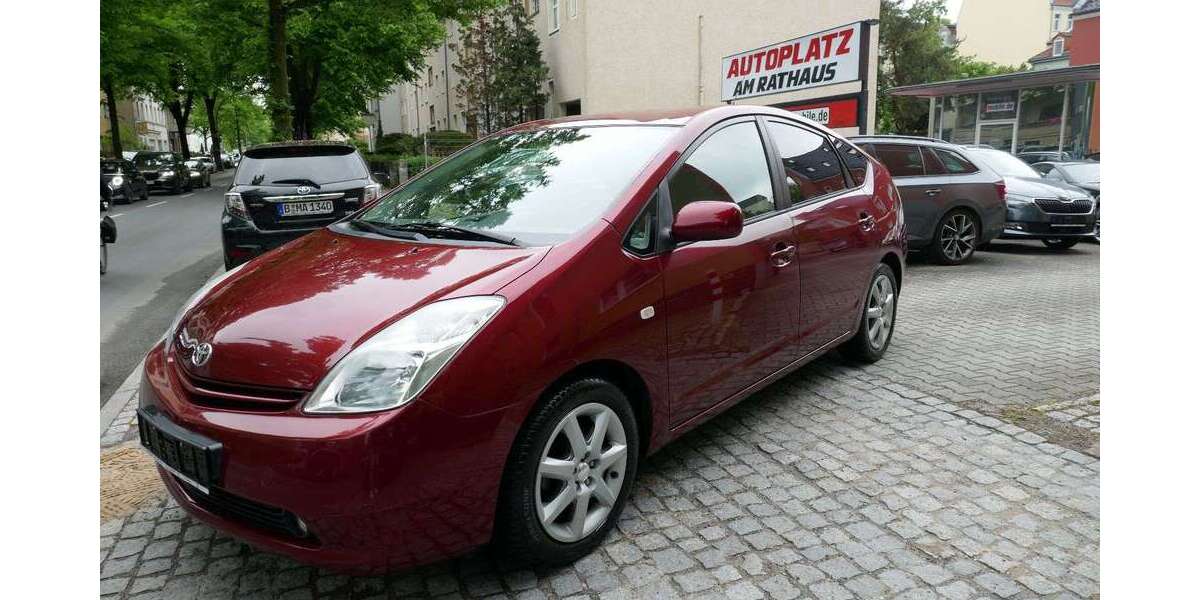 Toyota Prius 71.095 km 8.950 &euro; Berlin 12105