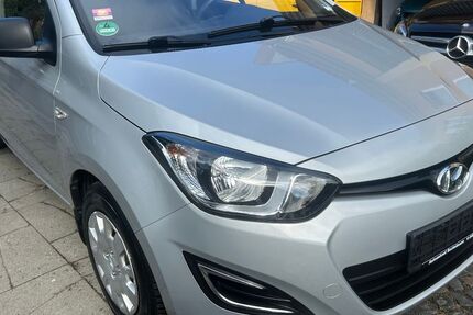 Hyundai i20 37.000 km 5.900 &euro; Hamburg 22297