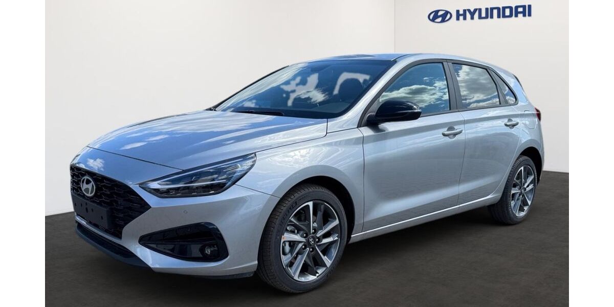 Hyundai i30 2.000 km 27.490 &euro; Laubach 35321