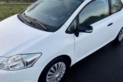 Toyota Auris 135.860 km 6.750 &euro; Stendal 39576