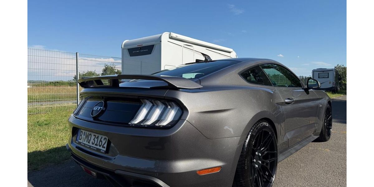 Ford Mustang 16.800 km 39.750 &euro; Berlin 14059