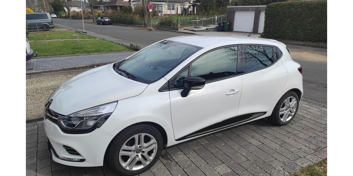 Renault Clio 53.500 km 9.800 &euro; Lohfelden 34253