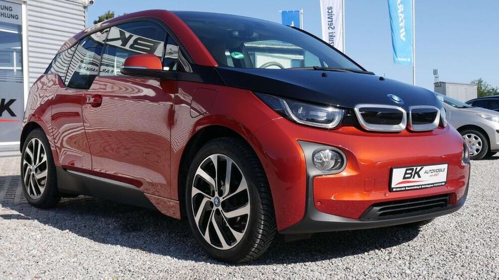 i3