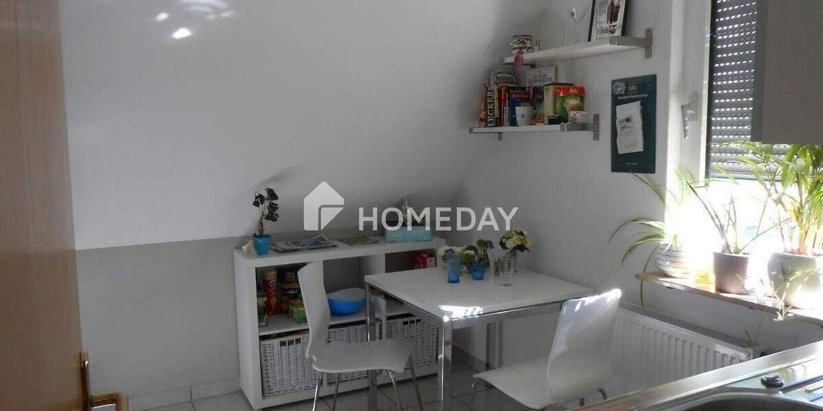 Charmante Doppelhaushälfte mit großem Grundstück und modernem Wohnkomfort 6 zimmer